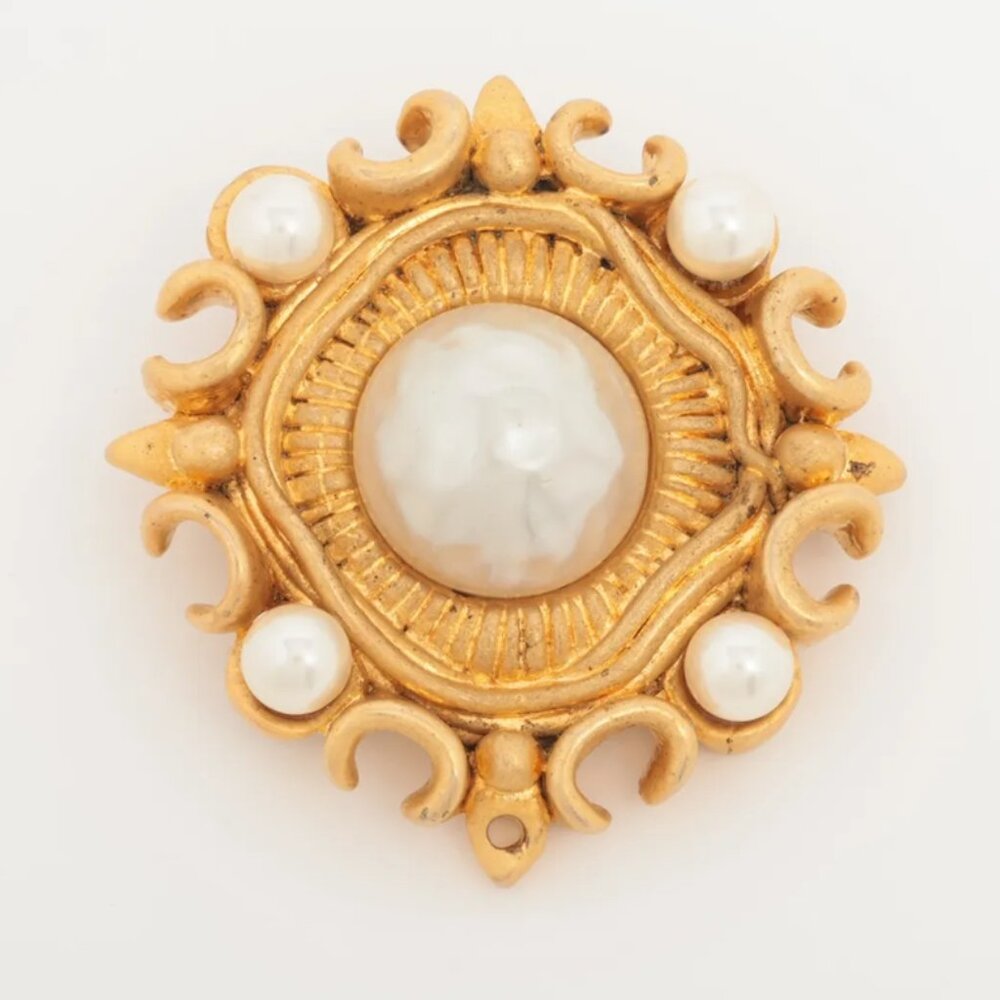 Chanel #R gold-toned brooch with faux pearls